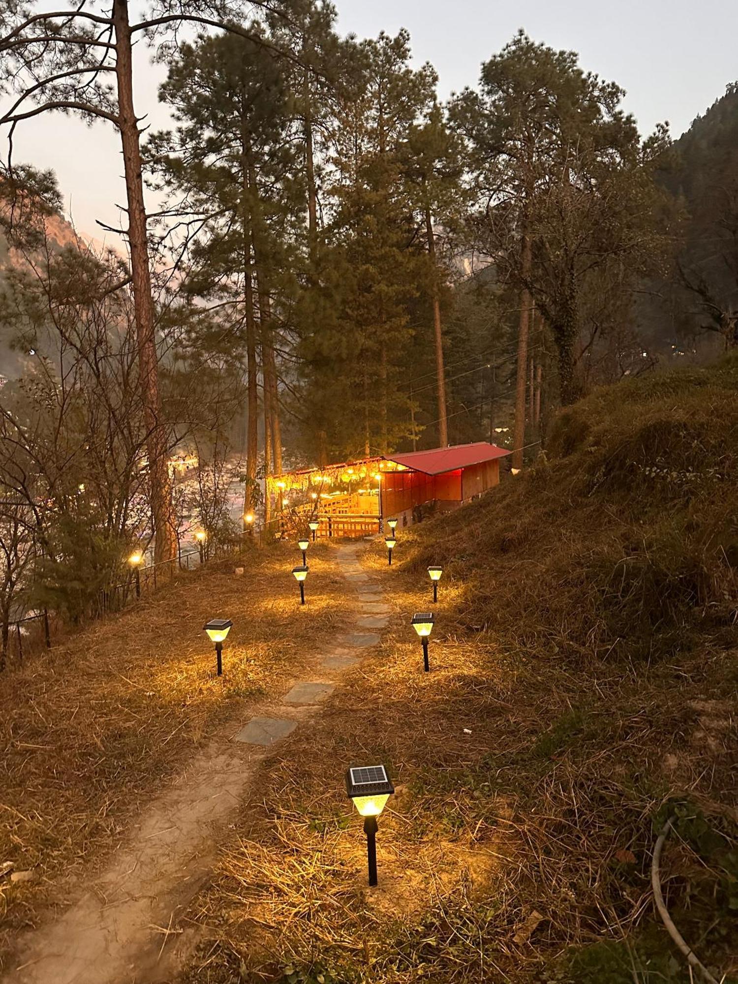 Ahava Kasol Riverside Cafe And Cottages Buitenkant foto